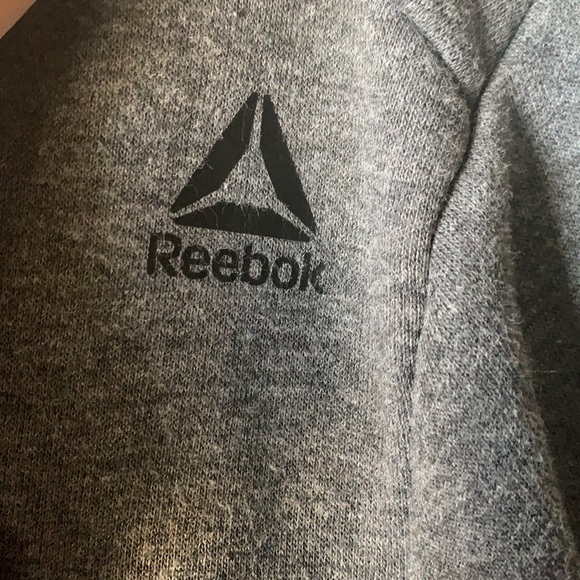 Men’s Reebok quarter zip pullover - Picture 4 of 9